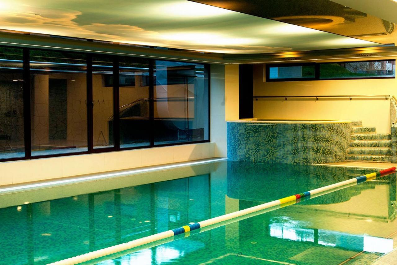 Luxury Hotel Riviera Cluj-Napoca Exterior foto